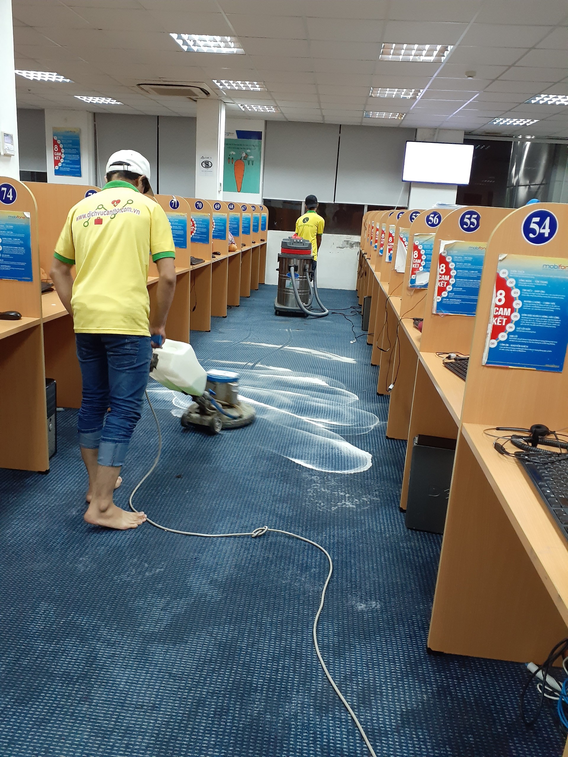 Dịch vụ giặt thảm Dịch vụ giặt thảm