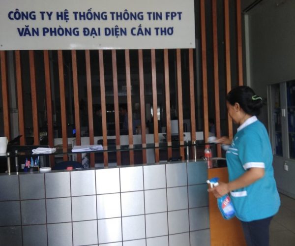 Cung Ứng Tạp Vụ Văn Phòng, Công ty
