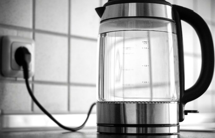 4 Cách Khử Mùi Nhựa Bình Siêu Tốc Cực Hiệu Quả
