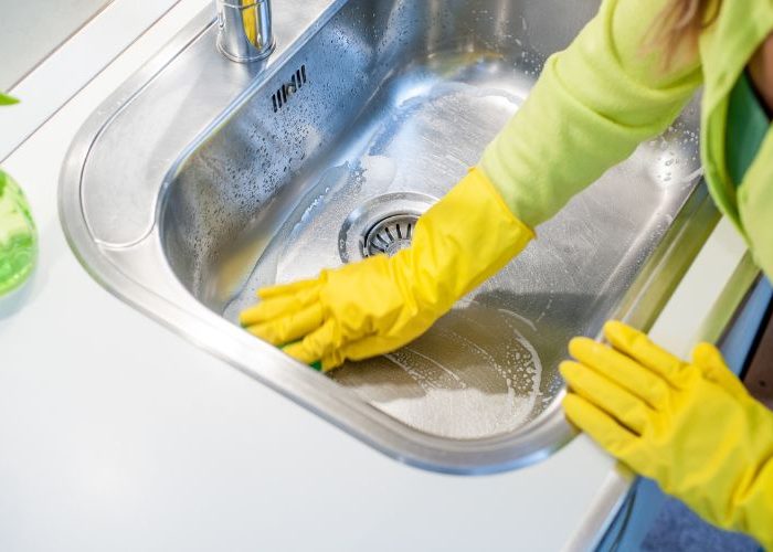 Mẹo Vệ Sinh Gạch Ốp Tường Nhà Bếp Bị Ố Lâu Ngày